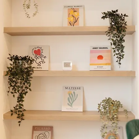 דירה Grand Central Flat - Perfect For Families - Contractors - Professionals - Long Stay Rates Available